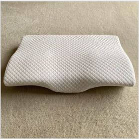 Helena L. Reseña de la almohada de Derila